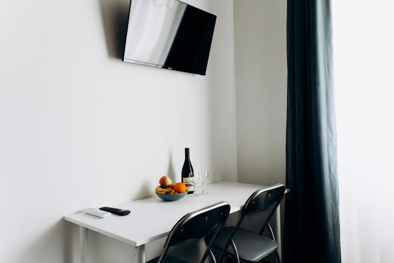 Resa Apart - Нові Smart-Квартири Біля Річки Uzhhorod Luaran gambar